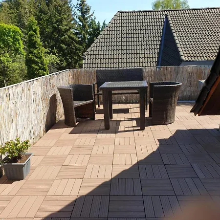 Zwei Etagen Wohnung im Grünen
